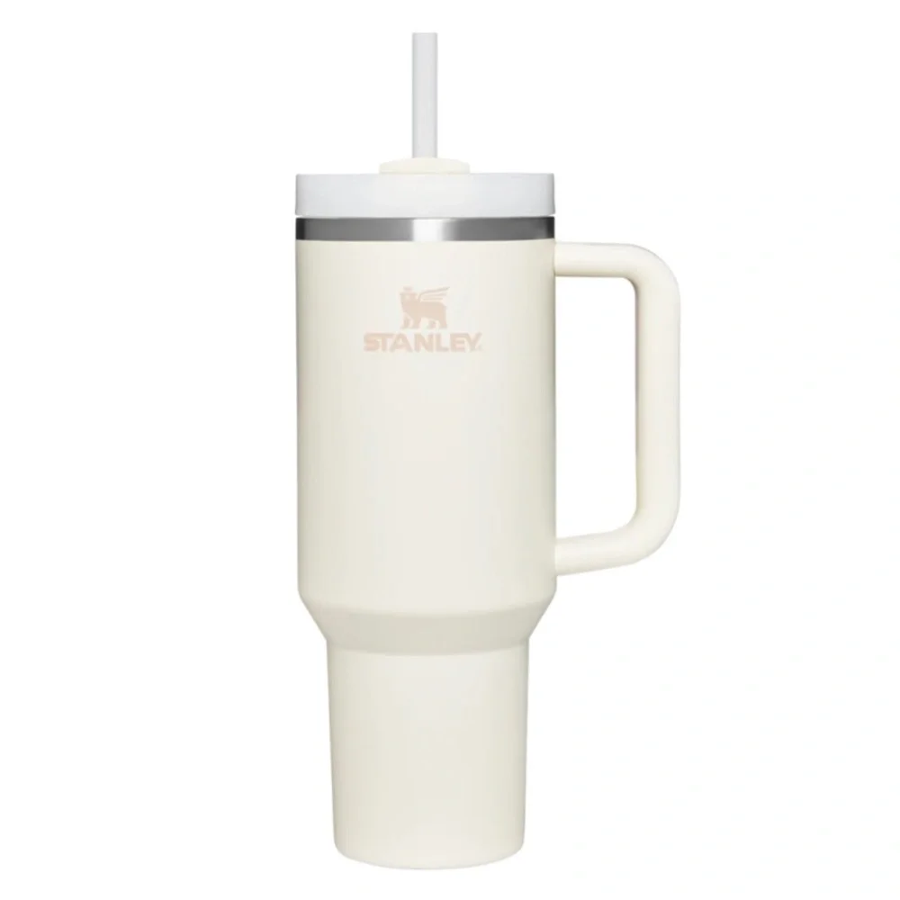 ✨BNWT - Stanley Cream The Quencher H2.0 Flowstate Tumbler - 40 oz✨